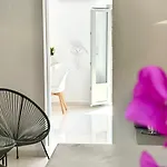 Διαμέρισμα Sandy's Paradise- Adults Only
