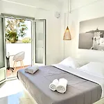 Sandy's Paradise- Adults Only * Perissa (Santorini)