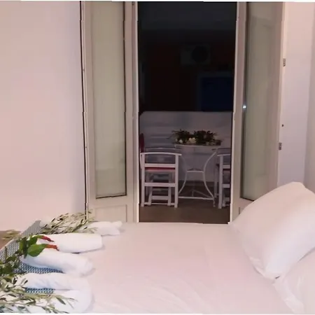 Апартаменты Sandy's Paradise *