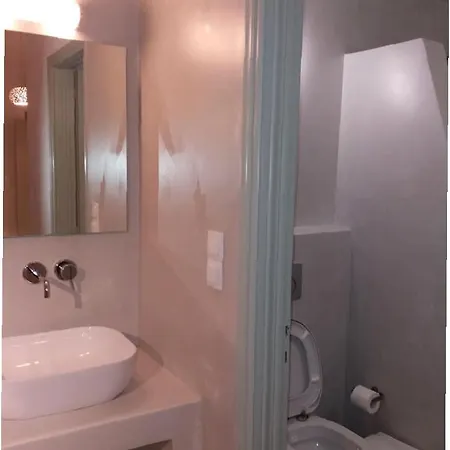 Sandy's Paradise Перисса