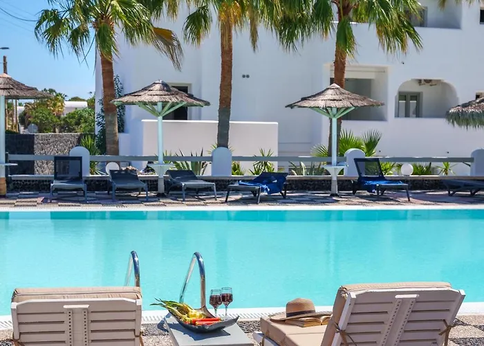 Sandy's Paradise Perissa (Santorini)