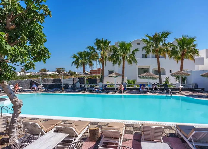 Sandy's Paradise Perissa (Santorini)